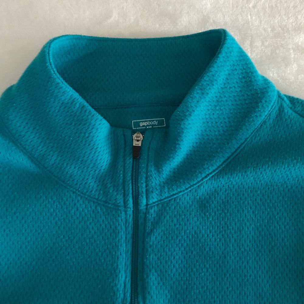 Gap Lightweight 1/2 Zip Pullover - image 3